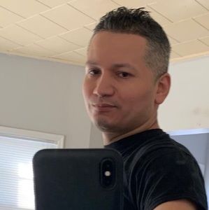 Meet your Posher, Javier